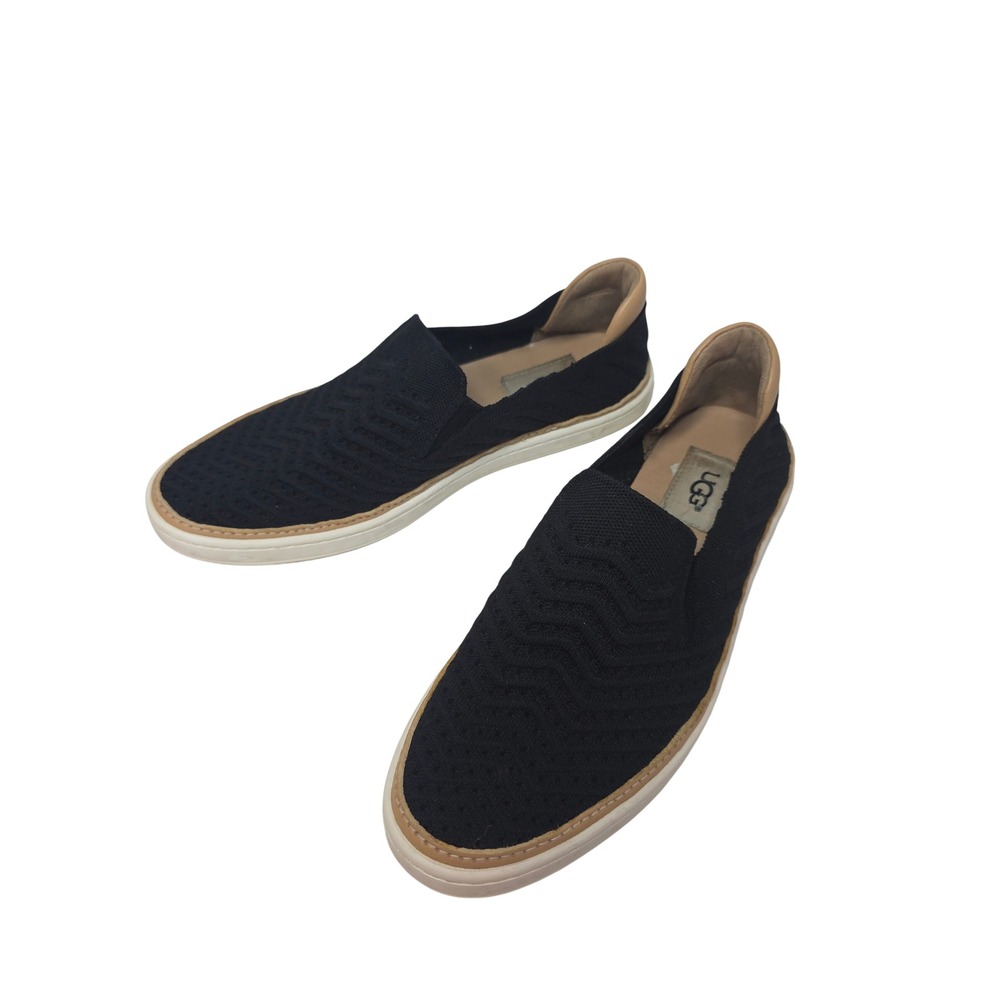 UGG Sammy Chevron Black Knit Slip On Sneakers‎ 1102560 W's Size 8 Comfy Travel